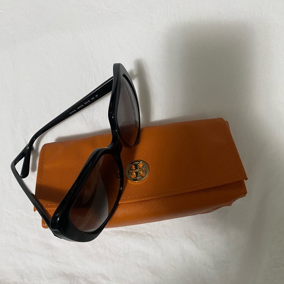 Tory Burch Black Sunglasses with Bold Orange Case main image 5
